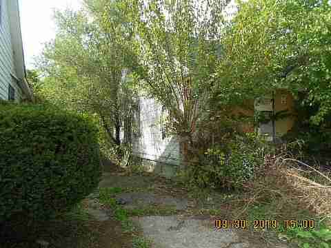 8619 Bryden (1)_m.jpg